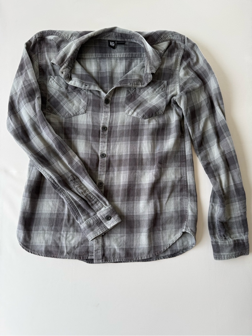 Vintage Rusty gray & cream plaid button-down flannel shirt featuring